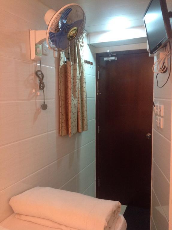 New Euro Asia Guest House Гонконг Номер фото