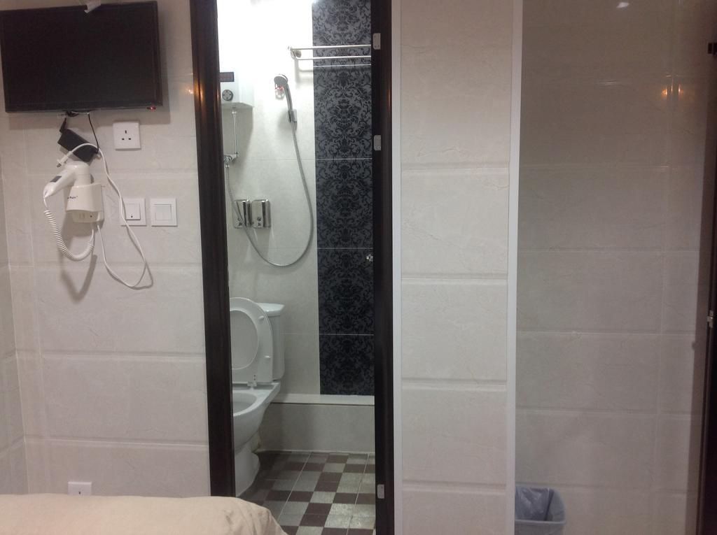 New Euro Asia Guest House Гонконг Номер фото