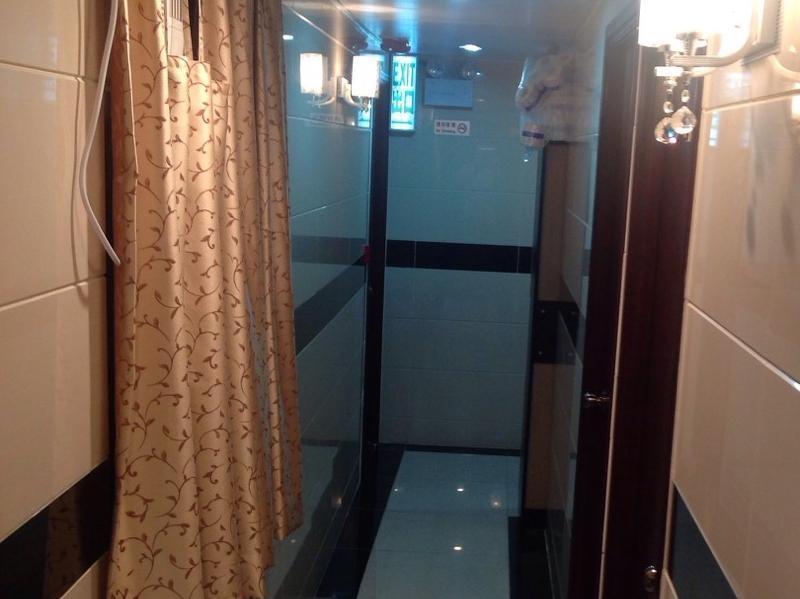 New Euro Asia Guest House Гонконг Екстер'єр фото